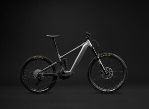 MY26_ValaAL_grey_profile